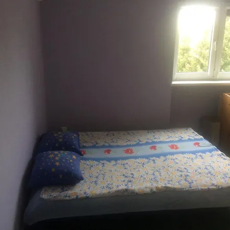 Staroleka W Poznaniu Konukevi *